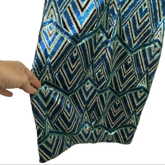 Charlotte Russe Geometric Sequins Dress Size Medium - Picture 10 of 11